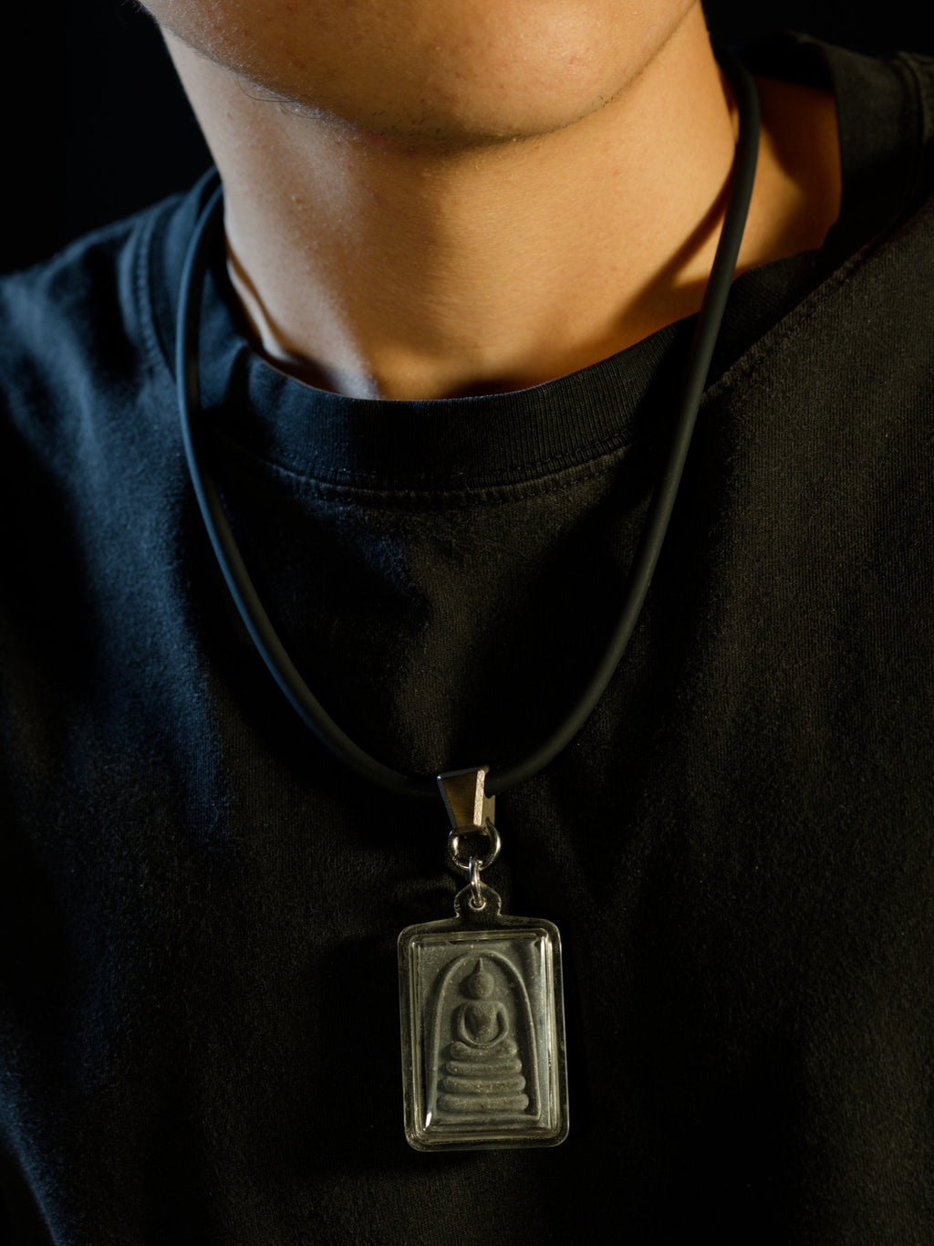 Monolith Essential